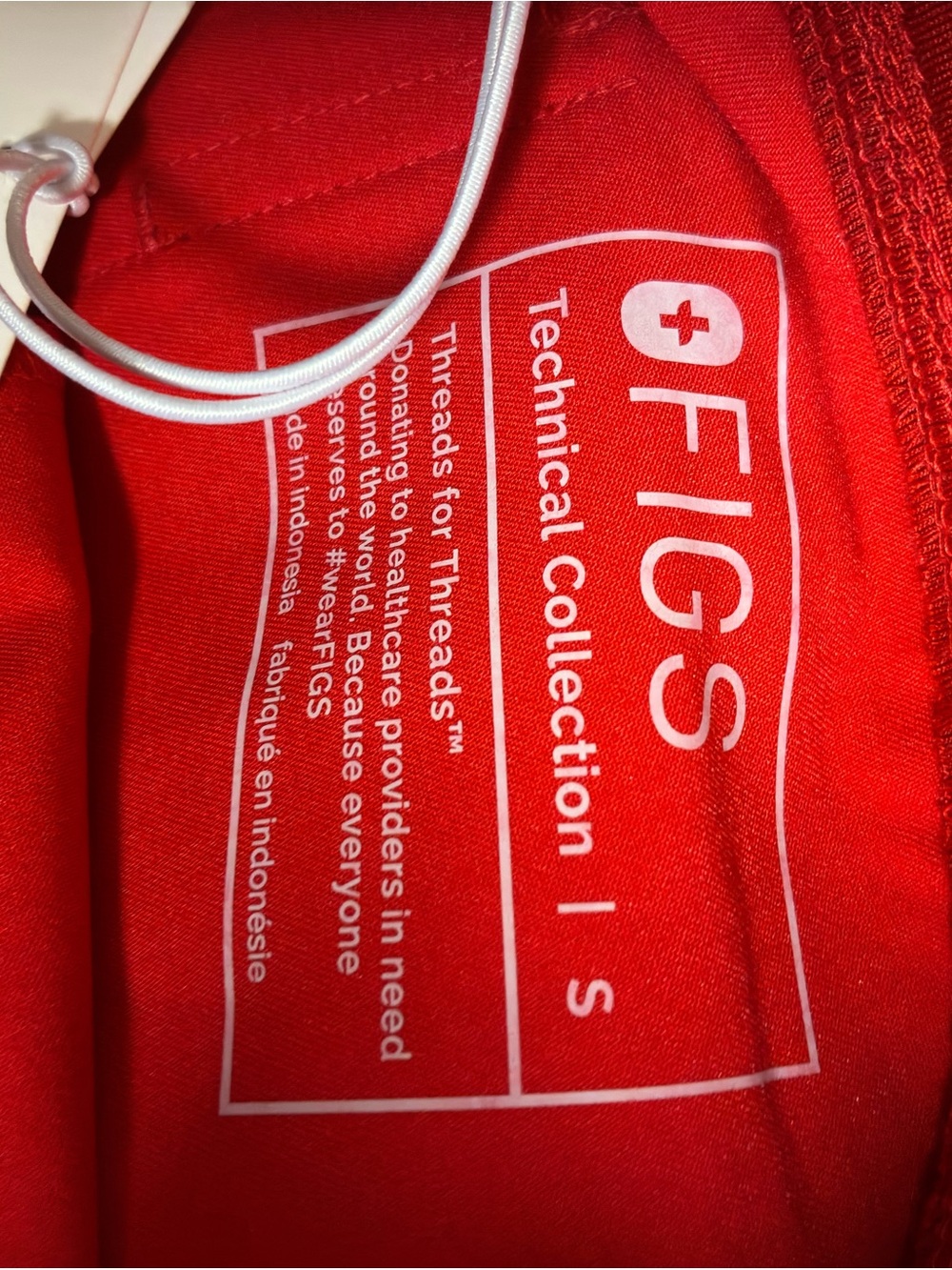 Figs Red Women’s Scrub Pants with Drawstring Waist Size Small - Picture 3 of 5